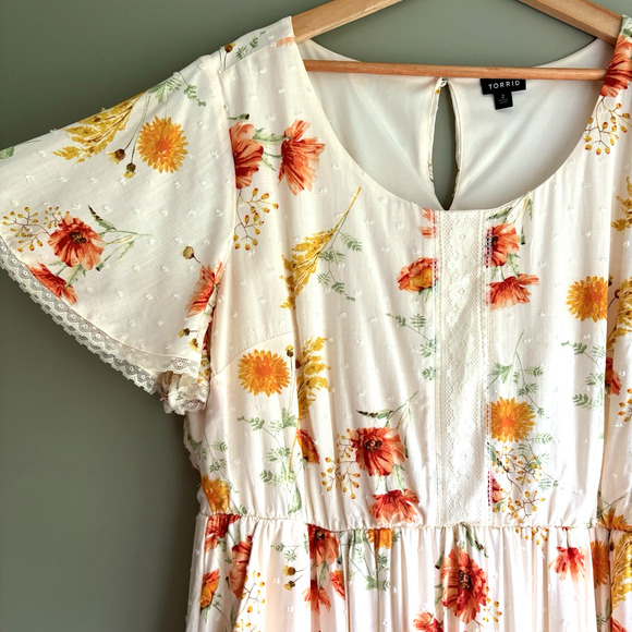 TORRID Floral Lace Swiss Dot Mini Dress Lined Plus Size 2X | 18-20 | Torrid 2 - Picture 3 of 16